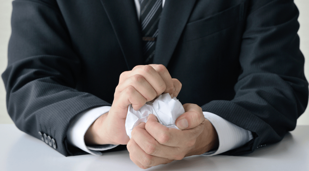 西班牙足协甲组联赛_月薪从7300元降至4300元!员工不服调岗被辞退西班牙足协甲组联赛,索赔21万元!法院判了→