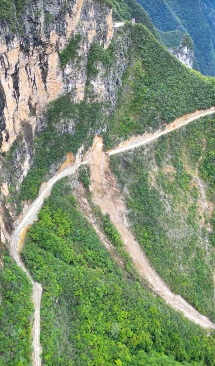 利斯菲体育会PE vS 尤文都德RS
_重庆网红“挂壁公路”垮塌利斯菲体育会PE vS 尤文都德RS
,附近村民外出绕行已半月盼修复,当地:已完成排危,正在修