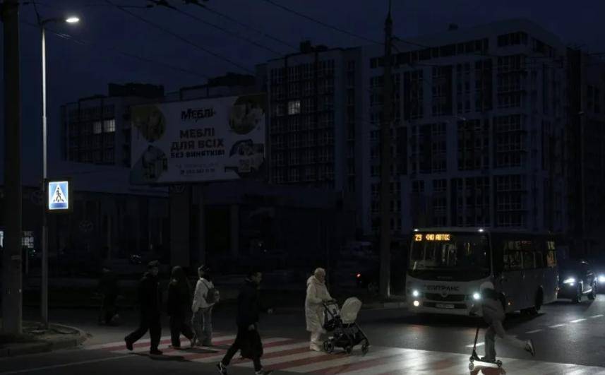 皇冠信用开号
_乌克兰全黑了!核打击前最后警告皇冠信用开号
,俄军发射13枚“全球禁止”导弹