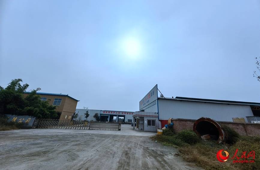 如何代理皇冠信用網
_河南南阳:罚而不管 耕地红线遭硬闯4年