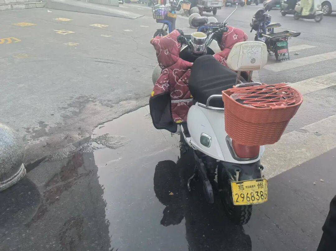 皇冠体育App下载_集中曝光皇冠体育App下载！郑州市2025年11月共发生13起电动自行车火灾！