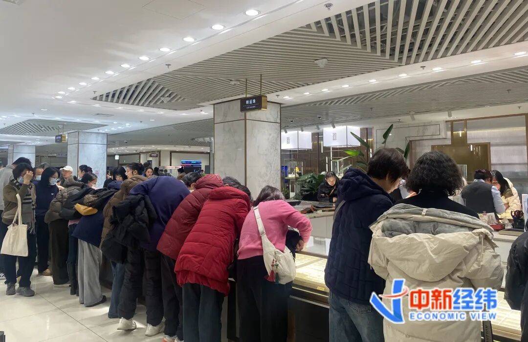 皇冠公司的代理怎么拿_一夜大跌皇冠公司的代理怎么拿，价格又跌回去了！有人刚买完发现价格回落，犹豫后又下手了……