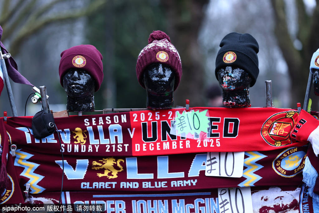 皇冠mos077
_曼联球迷看台打横幅抗议:拉爵没戏皇冠mos077
,我们想要回我们的俱乐部