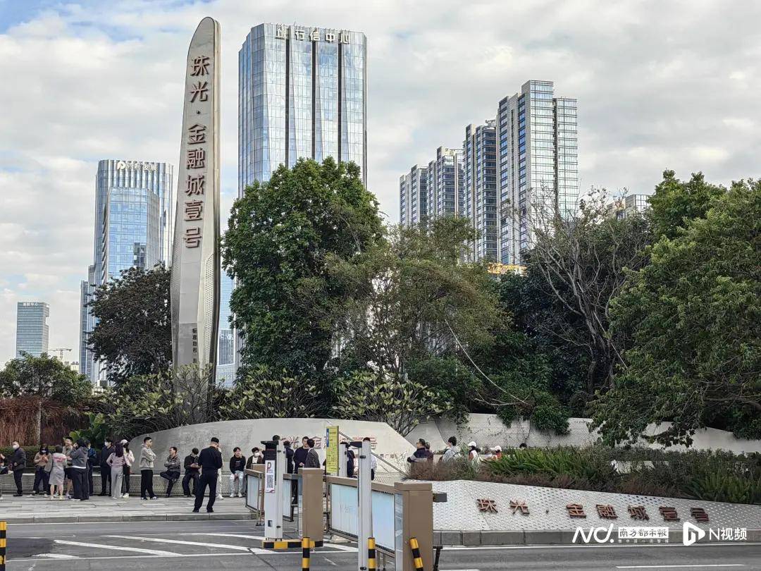 皇冠登3代理申请_广州男子花近1500万买婚房皇冠登3代理申请,孩子上幼儿园了,房子还没着落